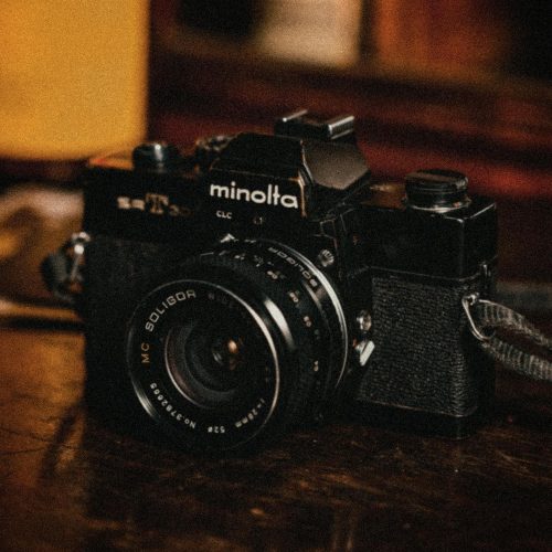 Minolta SRT 303 Analog Fotoğraf Makinesi