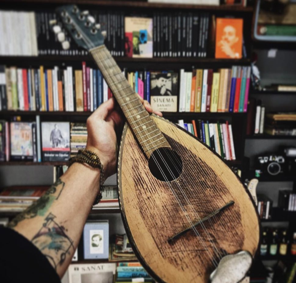 mandolin